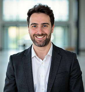 Nuno Nunes headshot